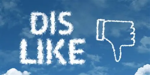 Как вести себя общительно, когда люди не доверяют социальным сетям