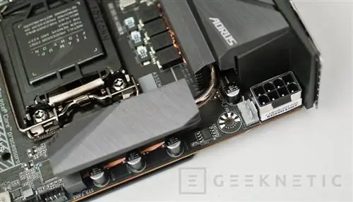 Geeknetic Gigabyte Z490I Aorus Ultra Обзор 14 Geeknetic Gigabyte Z490I Aorus Ultra Обзор 14