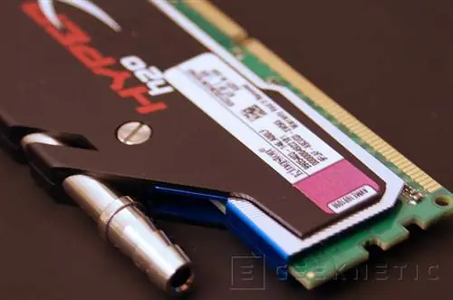 Geeknetic Kingston HyperX DDR3 H2O. Использование высокоскоростной памяти 3