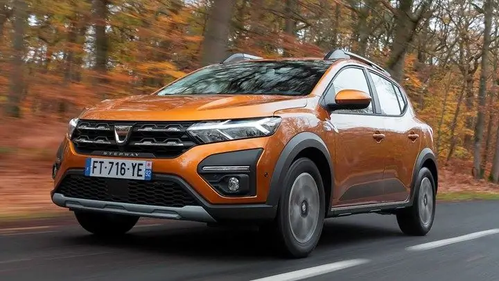 Модели Dacia, цены на которые упали после регулирования SCT