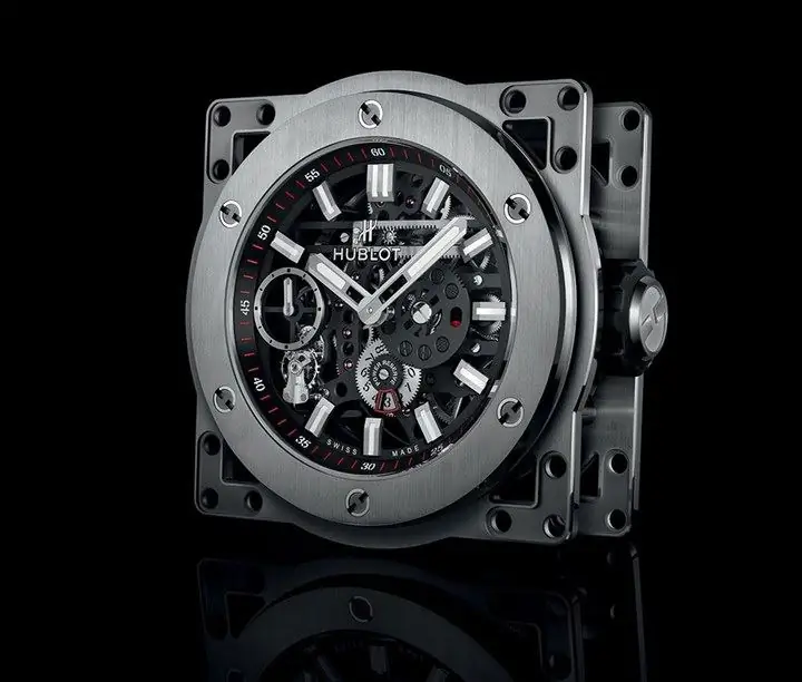Hublot представляет модель настольных часов Meca-10 Clock