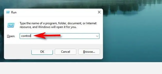 В поле «Выполнить» введите control и нажмите Enter