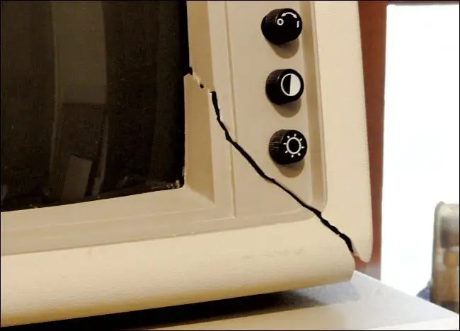 Повреждение при транспортировке монитора IBM PC Повреждение при транспортировке монитора IBM PC