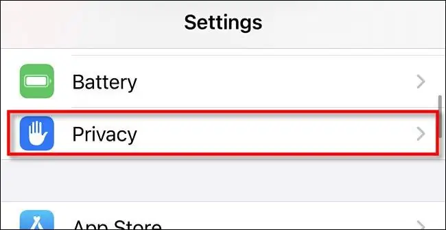 В настройках iPhone нажмите «Конфиденциальность» В настройках iPhone нажмите «Конфиденциальность»