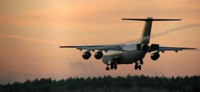 Как скачать фильмы и сериалы, чтобы смотреть их в самолете (или в любом другом месте в автономном режиме)