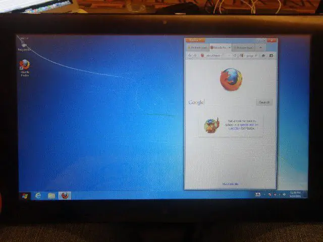 Рабочий стол Windows 8 будет знаком любому пользователю Windows. Я установил Firefox в этом экземпляре Windows 8