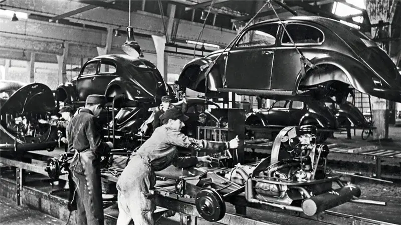 Volkswagen напоминает, что производство Beetle началось 75 лет назад