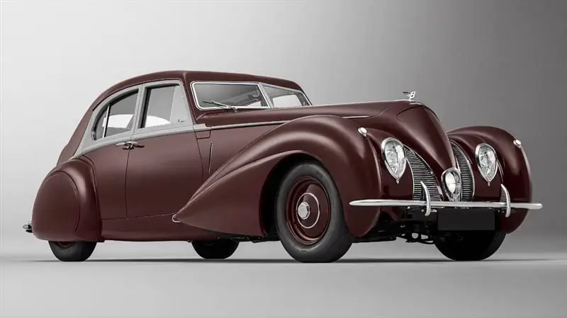 Великолепное воскрешение: Bentley Corniche 1939 года возвращается к жизни