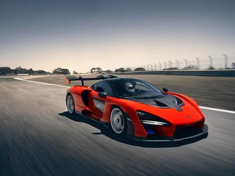 McLaren Senna: за рулем автомобиля, который станет легендой