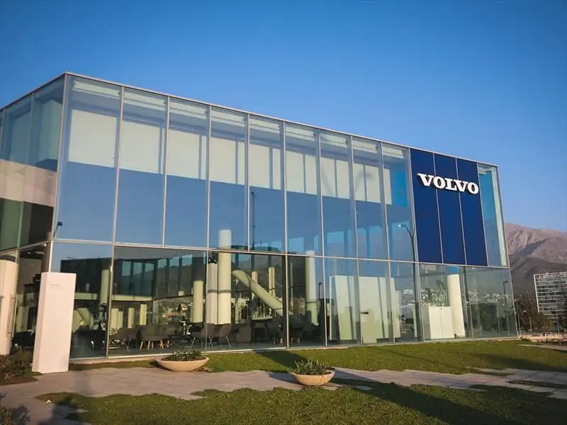 Volvo Chile открывает современную штаб-квартиру в Ла-Деэсе