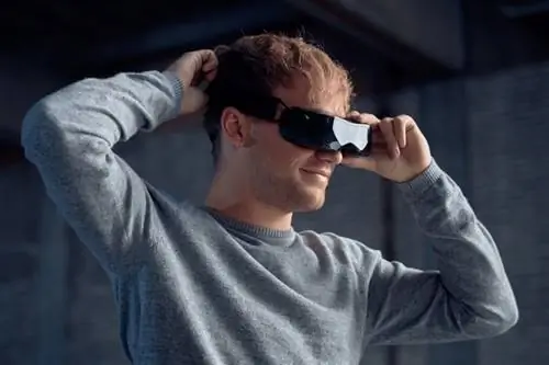 Bigscreen Beyond уменьшает гарнитуру VR до более удобного размера