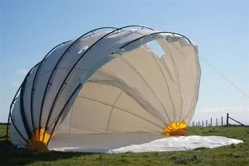 Конструкция раскладушки делает Mollusc Nano самой крутой палаткой, которую мы когда-либо видели