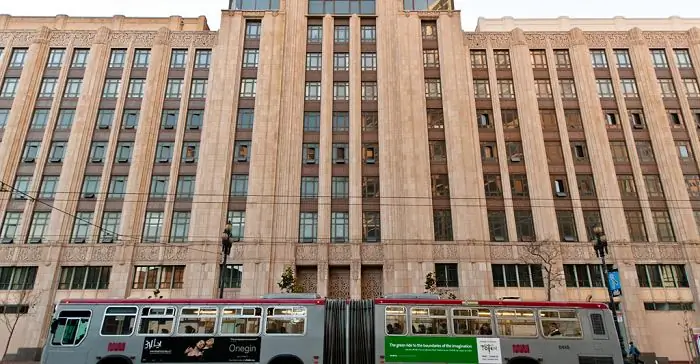 Что делать со скупкой Илоном Маском акций Twitter