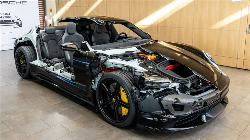 Чрезвычайно подробный взгляд на инженерные разработки Porsche Taycan, призванные превзойти Tesla