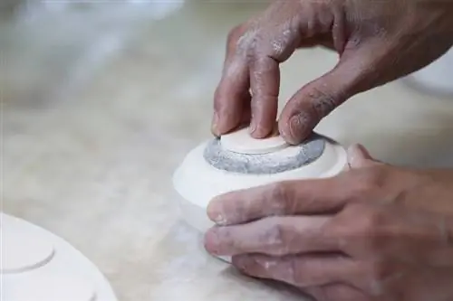 Frederique-Constant-Classics-Art-Of-Porcelain-FC-302P4S6-zsolnay-manufacture-2