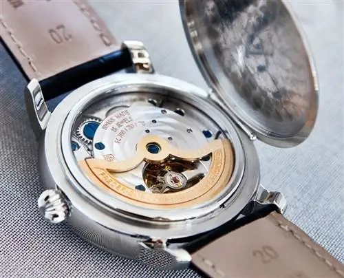 Frederique-Constant-Classic-Manufacture-Moonphase-in-house-2015-8