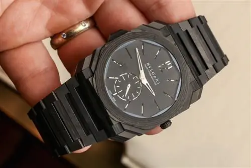 Карбоновый корпус bulgari octo finissimo с минутным репетиром