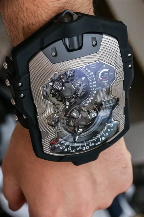 Urwerk-UR-1001-Titan-карманные часы-браслет-2