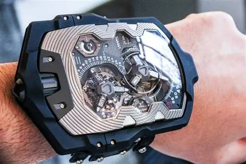 Urwerk-UR-1001-Titan-карманные часы-браслет-1