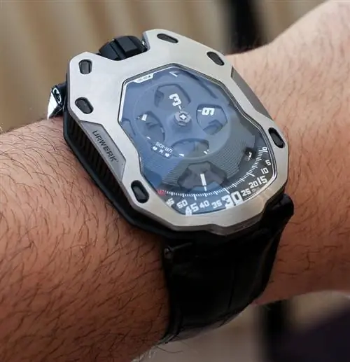 Часы URWERK UR-105M Iron & Dark Knight Практика