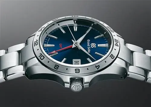 Часы Grand Seiko 9F Quartz GMT с первым в мире калибром 9F Quartz GMT