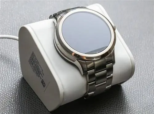 Fossil-Q-Founder-Smartwatch-15