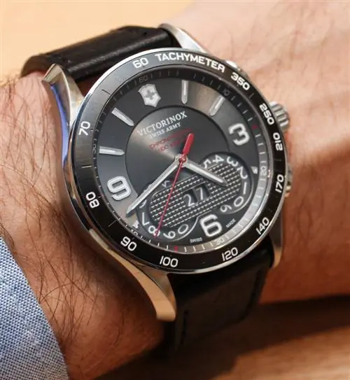Swiss-Army-Victorinox-Chrono-Classic-1-100th-11 Swiss-Army-Victorinox-Chrono-Classic-1-100th-11