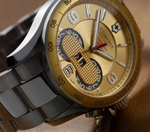 Swiss-Army-Victorinox-Chrono-Classic-1-100th-2 Swiss-Army-Victorinox-Chrono-Classic-1-100th-2