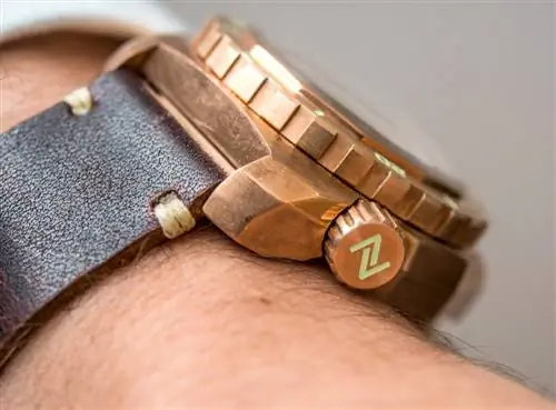 Zelos-Hammerhead-Bronze-Dive-Watch-3