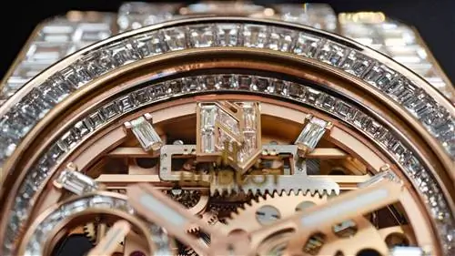 Высокоювелирные часы Hublot Big Bang MECA-10 «Nicky Jam» - настоящая головная боль