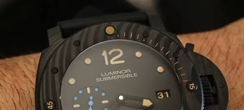 Panerai-Luminor-Submersible-1950-Carbotech-3-Days-Automatic-PAM616-3