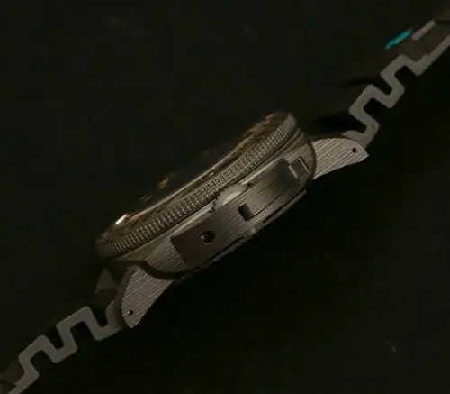 Panerai-Luminor-Submersible-1950-Carbotech-3-Days-Automatic-PAM616-7