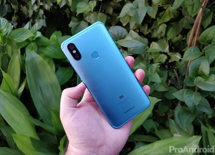 Amazon Предложения дня: Xiaomi Mi A2, Moto G6 и Huawei P20