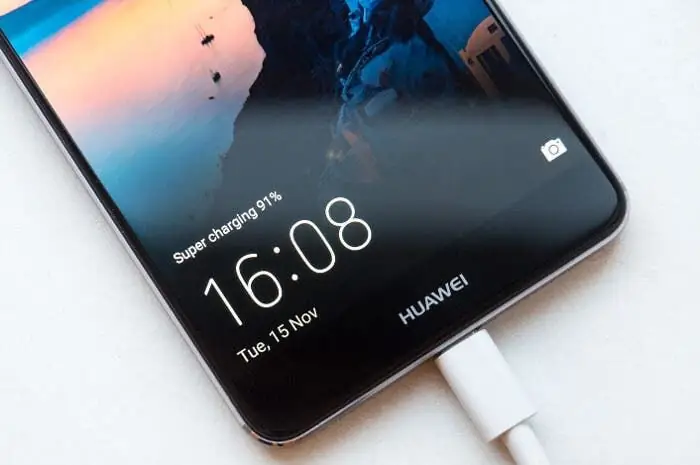 Зарядка Huawei Mate 19