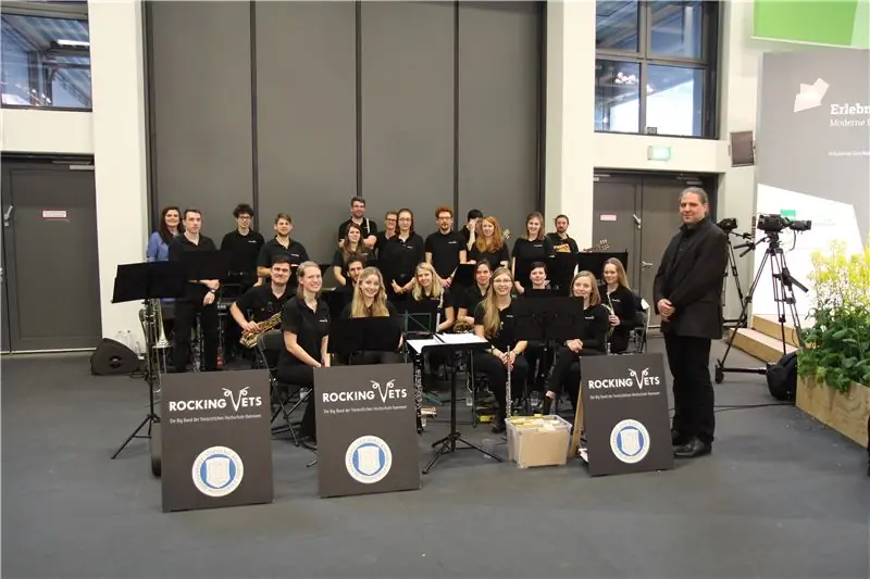 BigBand Rocking Vets создает хорошую атмосферу