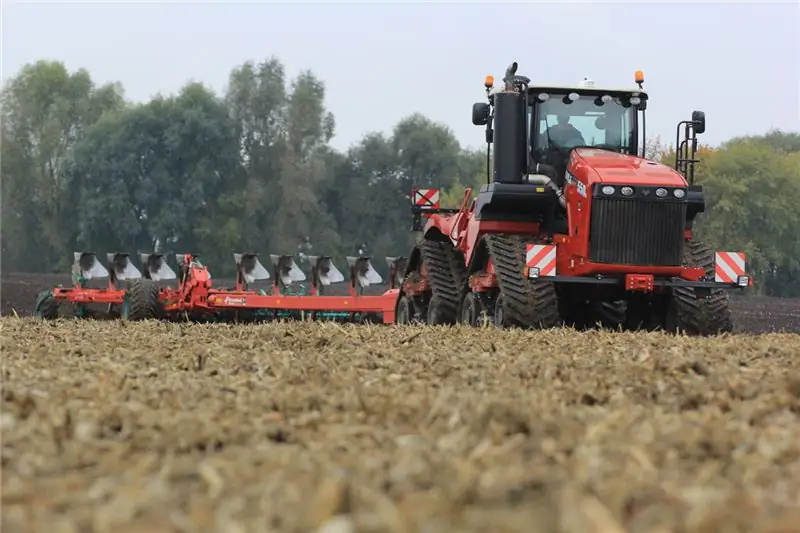 Круглосуточная вспашка без дозаправки