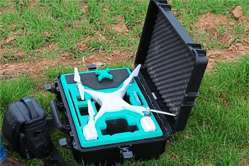 Упаковка дрона-фантома