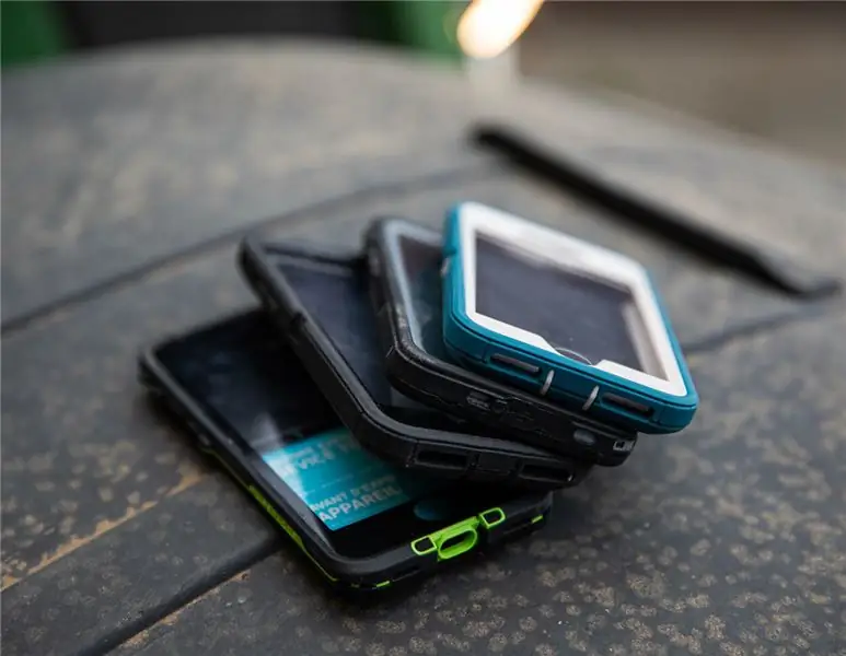 5 советов по покупке чехла для телефона во двор