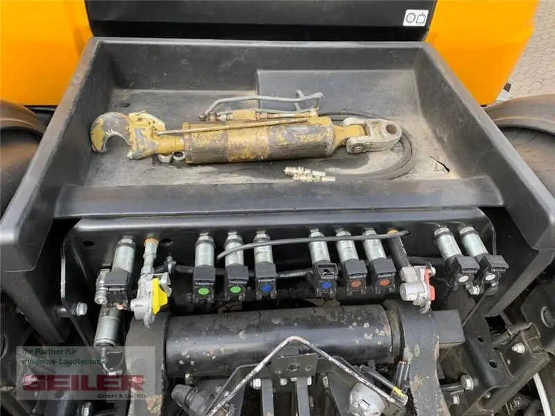 Трактор JCB Fastrac 3230-65 Xtra фото 16