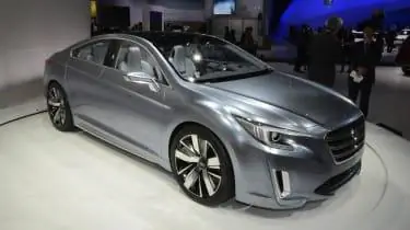 Subaru Legacy Concept серебристый