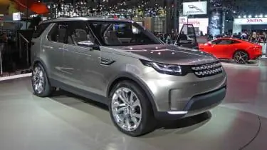 Концепт Land Rover Discovery Vision на выставке в Нью-Йорке