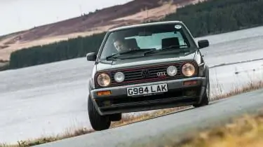 Жизнь & Автомобили Роб Янг