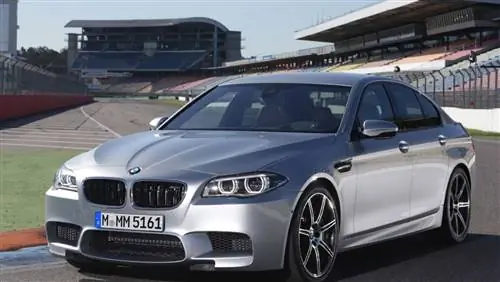 Представлено обновление BMW M5 2013