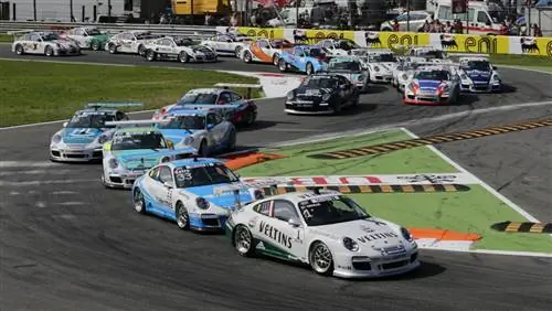 Себастьен Леб участвует в гонках Porsche Supercup