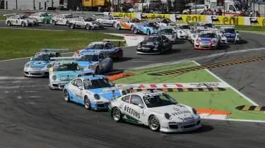 Угловой пакет с сеткой Porsche Supercup