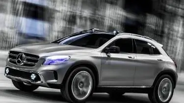 Концепт Mercedes GLA за рулем