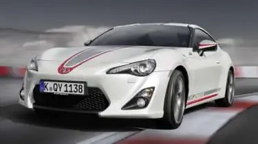 Toyota GT86 Cup Edition на трассе впереди