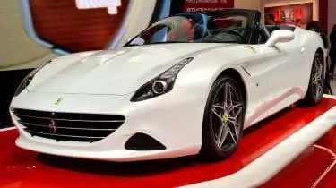 Видео Ferrari California T: Женева 2014