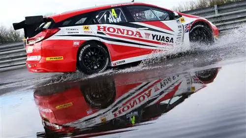 Открытие сезона British Touring Cars 2014