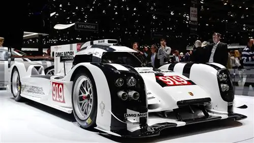 Представлен гоночный Porsche 919 Le Mans: Женева, 2014 г